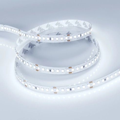 Лента светодиодная RT 2-5000 24V Cool 8K 3x (2835, 840 LED, LUX) (Arlight, 17 Вт/м, IP20)